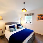 Luxury Coastal Retreat Tatil Evi Loftus