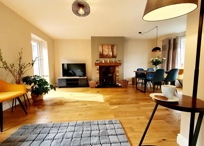 Luxury Coastal Retreat בית נופש Loftus